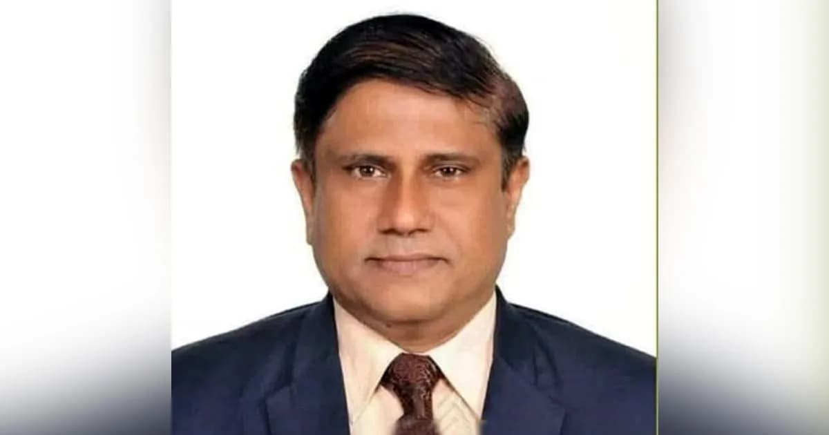 প্রতিমন্ত্রীর পদমর্যাদায় প্রধানমন্ত্রীর উপদেষ্টা হলেন ব্রিগেডিয়ার শামসুল ইসলাম