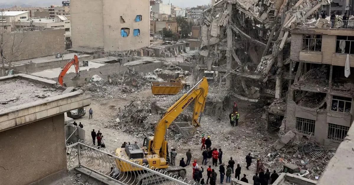 যুদ্ধের ধ্বংসযজ্ঞের মাঝেও যেমন কাটছে ইরানিদের দৈনন্দিন জীবন