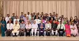 আপনারা এক পা এগিয়ে এলে আমিও দুই পা এগিয়ে যাবো: রাষ্ট্রপতি