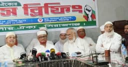 সরকারের আচরণ গণতন্ত্রের সঙ্গে প্রতারণার শামিল: এ টি এম আজহার