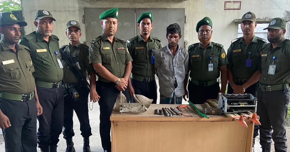 আনসারের অভিযানে চুরির চেষ্টা নস্যাৎ, হাতেনাতে চোর ধরা