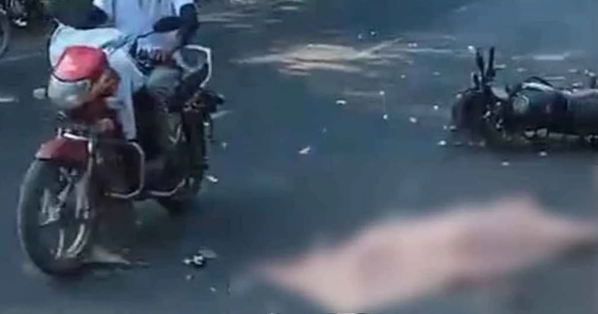 সড়ক দুর্ঘটনায় দুই পুলিশ কর্মকর্তার মৃত্যু