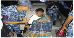 নারায়ণগঞ্জে অসুস্থ যাত্রীকে উদ্ধার করে চিকিৎসা দিল কোস্ট গার্ড