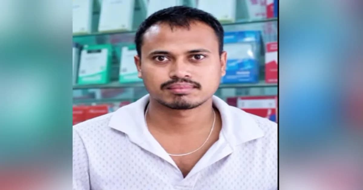 অনলাইন জুয়ায় আসক্ত হয়ে মোবাইল ব্যবসায়ীর আত্মহত্যা