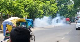 রাজধানীর শিল্পকলা একাডেমির সামনে ককটেল বিস্ফোরণ