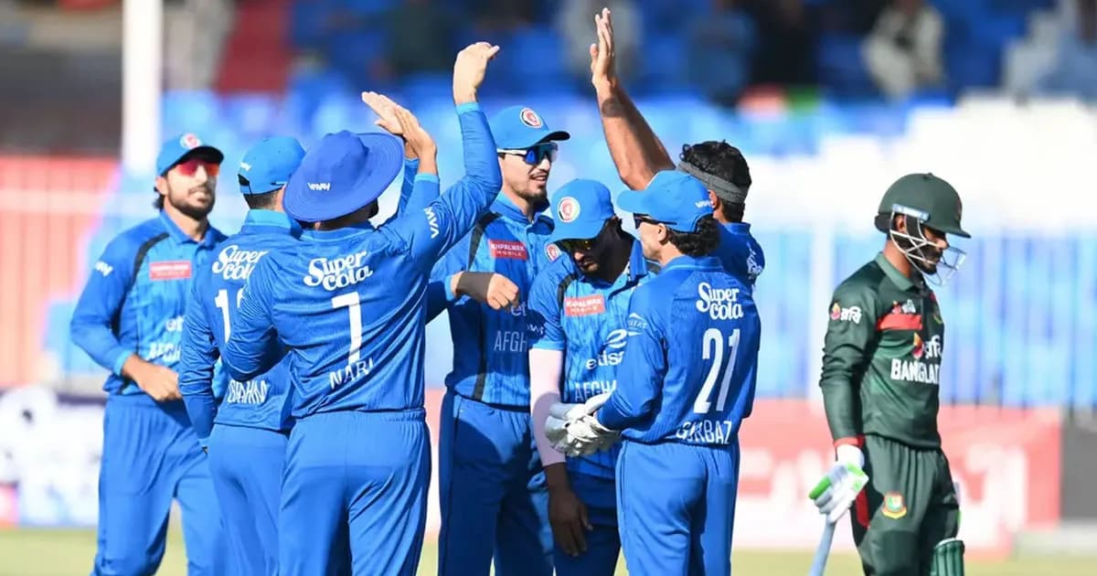 শুরুতেই ধস বাংলাদেশের, পরপর দুই বলে আউট তানজিদ-সৌম্য