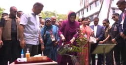 ঢামেকে বৃক্ষরোপণ কর্মসূচির উদ্বোধন করলেন প্রধানমন্ত্রী