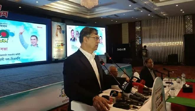 ‘প্রথম আলো ও ডেইলি স্টারে হামলা জাতির জন্য লজ্জাজনক’