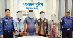 ডাকসু নেত্রী রাফিয়ার বাড়িতে ককটেল হামলা, ছাত্রলীগের ৪ কর্মী গ্রেপ্তার