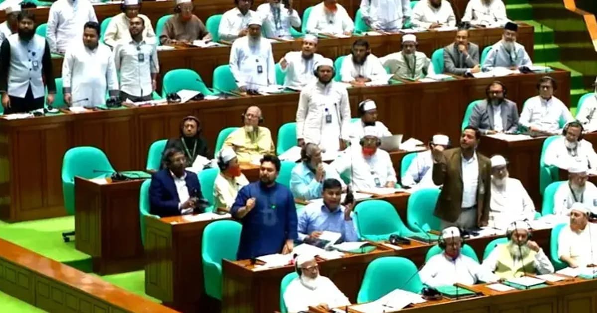 স্বরাষ্ট্রমন্ত্রীর বক্তব্যে জাতীয় সংসদে হট্টগোল