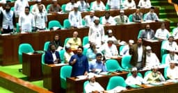 স্বরাষ্ট্রমন্ত্রীর বক্তব্যে জাতীয় সংসদে হট্টগোল