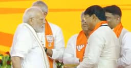 নরেন্দ্র মোদির অনুষ্ঠানে অস্ত্রসহ দুই যুবক আটক