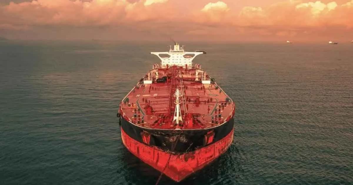 বুধবার চট্টগ্রামে আসছে অকটেন ও ফার্নেস অয়েলবাহী দুটি জাহাজ