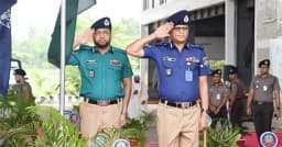 আবারও নতুন ইউনিফর্মে ফিরেছে পুলিশ