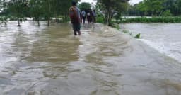মনু নদীর বাঁধ ভেঙে ফের প্লাবিত রাজনগর, স্থায়ী সমাধান না থাকায় ক্ষোভ