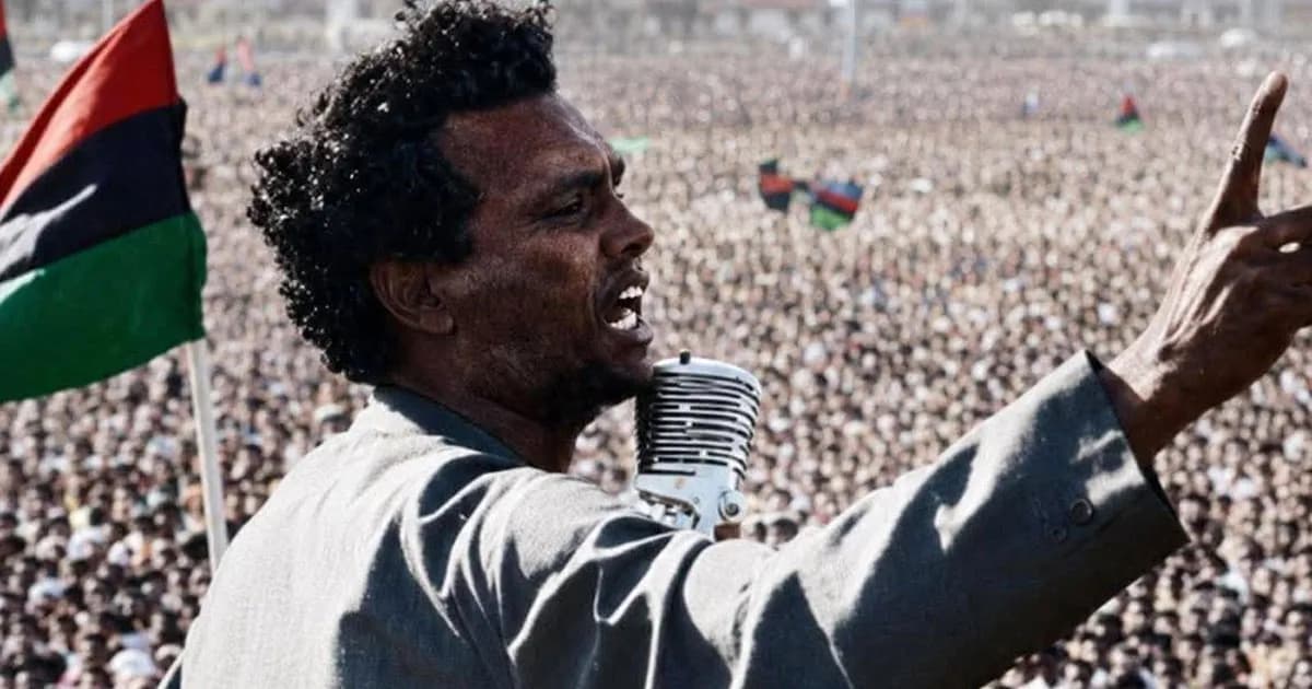 মা-বাবার চিরসান্নিধ্যে ফিরলেন বর্ষীয়ান নেতা তোফায়েল আহমেদ