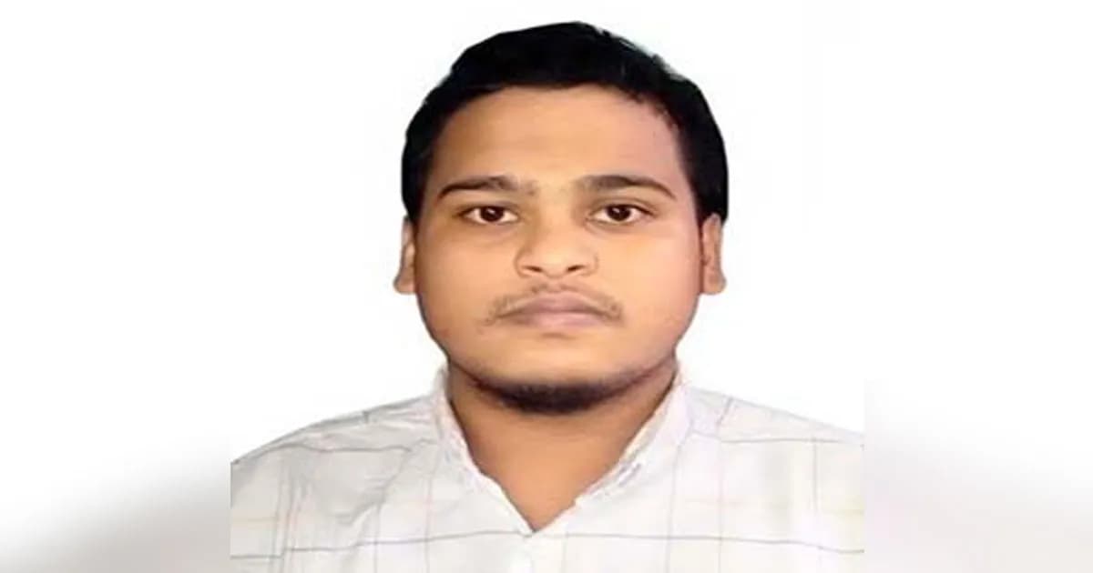 অফিস সহায়ককে মারধরের পর ক্ষমা চাইতে এসে আদালতের বিরুদ্ধেই মিথ্যা অভিযোগ