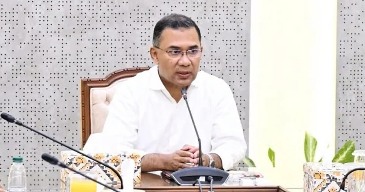 ছুটির দিনেও অফিস করছেন প্রধানমন্ত্রী তারেক রহমান