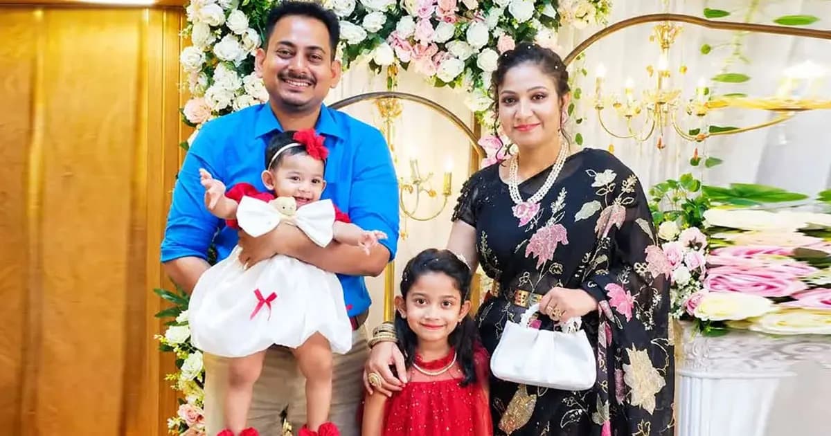 কক্সবাজারের রিসোর্টে আগুন, দুই মেয়েসহ যশোরের দম্পতি নিখোঁজ