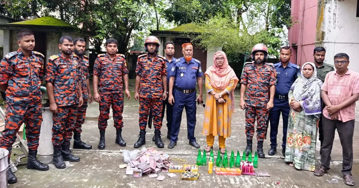 ঈশ্বরগঞ্জে অভিযান, উদ্ধার বিস্ফোরক দ্রব্য ও নকল প্রসাধনী