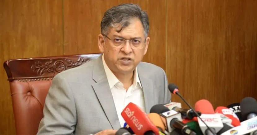 শেখ হাসিনাকে দেশে এনে বিচারের মুখোমুখি করতে চাই: স্বরাষ্ট্রমন্ত্রী