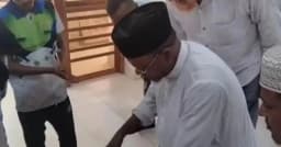 সরকারি সাইকেল নাতনিকে উপহার: সমালোচনায় ফেরত দিলেন জামায়াতের আমির