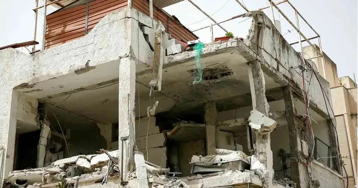 ইরানের ক্ষেপণাস্ত্র হামলায় ইসরায়েলে ব্যাপক ক্ষয়ক্ষতি