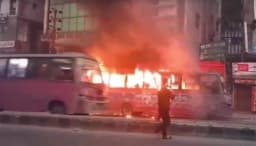 ঢাকায় দুই বাসে আগুন