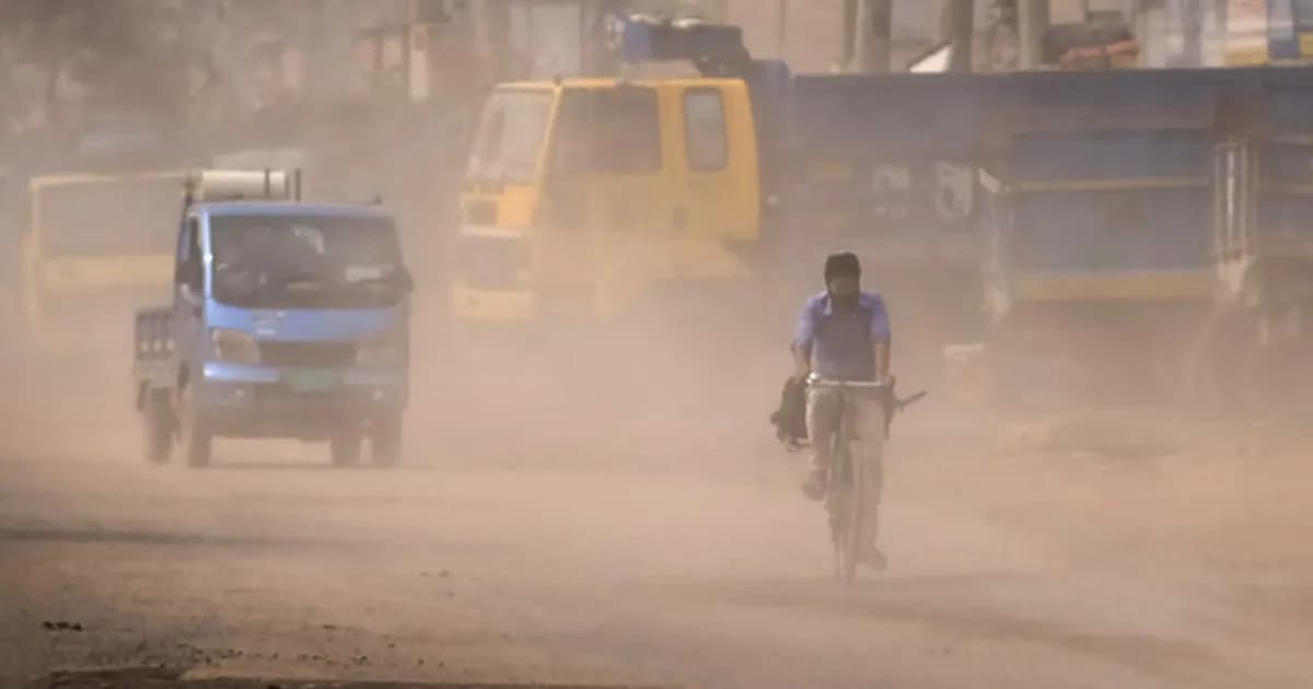 ঢাকার বাতাস আজ ‘খুবই অস্বাস্থ্যকর’, দূষণে শীর্ষে কাবুল