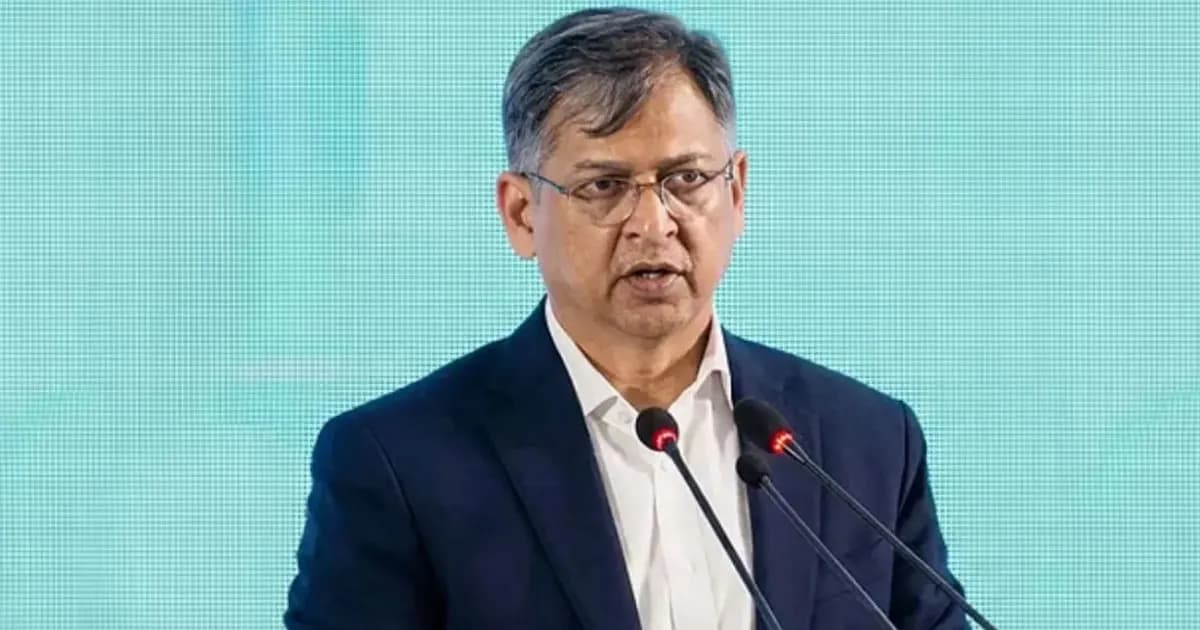 জুলাই কার, এই বিতর্ক করলে জুলাই কারও থাকবে না