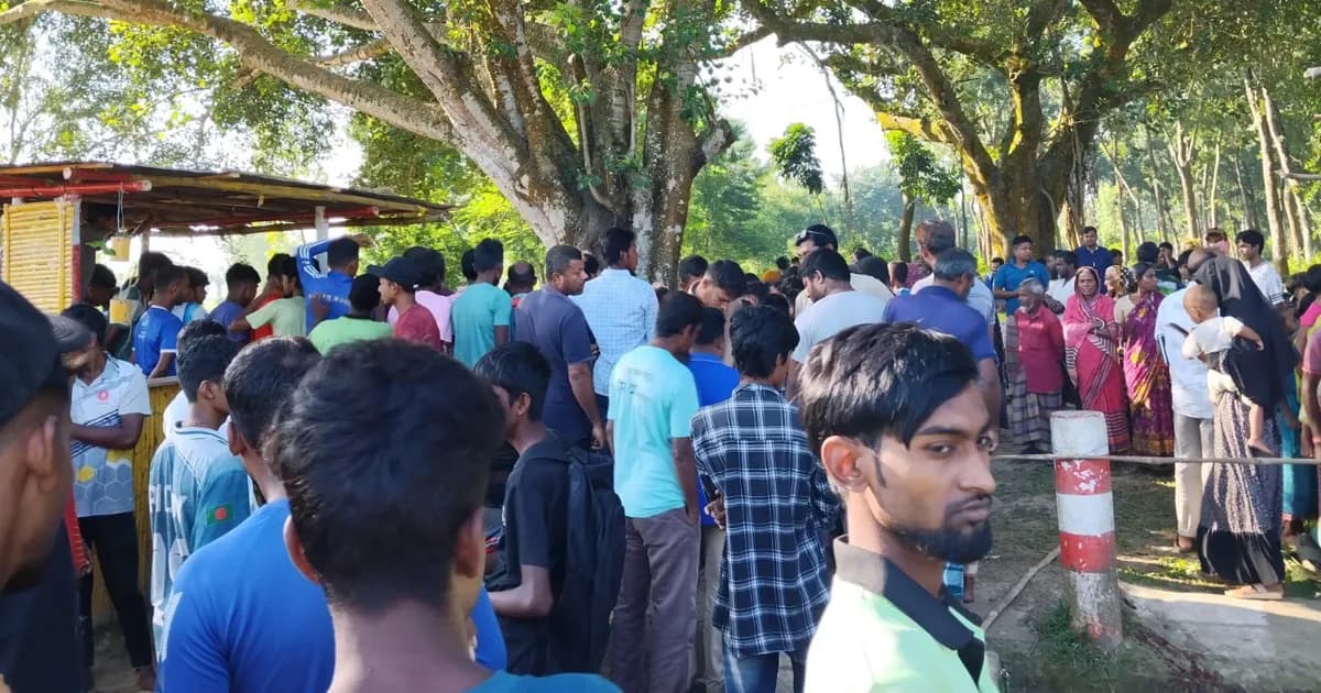 অটো ছিনতাইয়ের ঘটনায় চালককে গলা কেটে হত্যার অভিযোগ