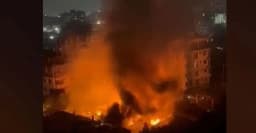 রাজধানীর তুরাগ বস্তিতে ভয়াবহ আগুন, নিয়ন্ত্রণে ফায়ার সার্ভিসের ৫ ইউনিট