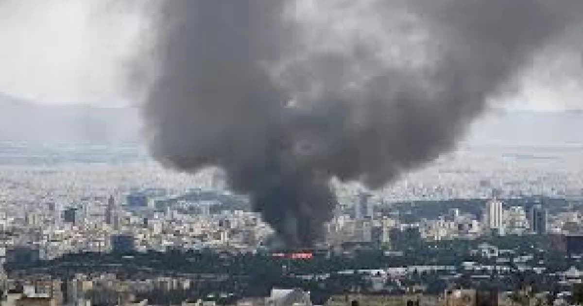 তেহরানে একাধিক বিস্ফোরণ, ধোঁয়ার কুণ্ডলি আকাশে