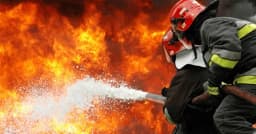 চট্টগ্রামের শপিং কমপ্লেক্সে ভয়াবহ আগুন, নিয়ন্ত্রণে ৫ ইউনিট