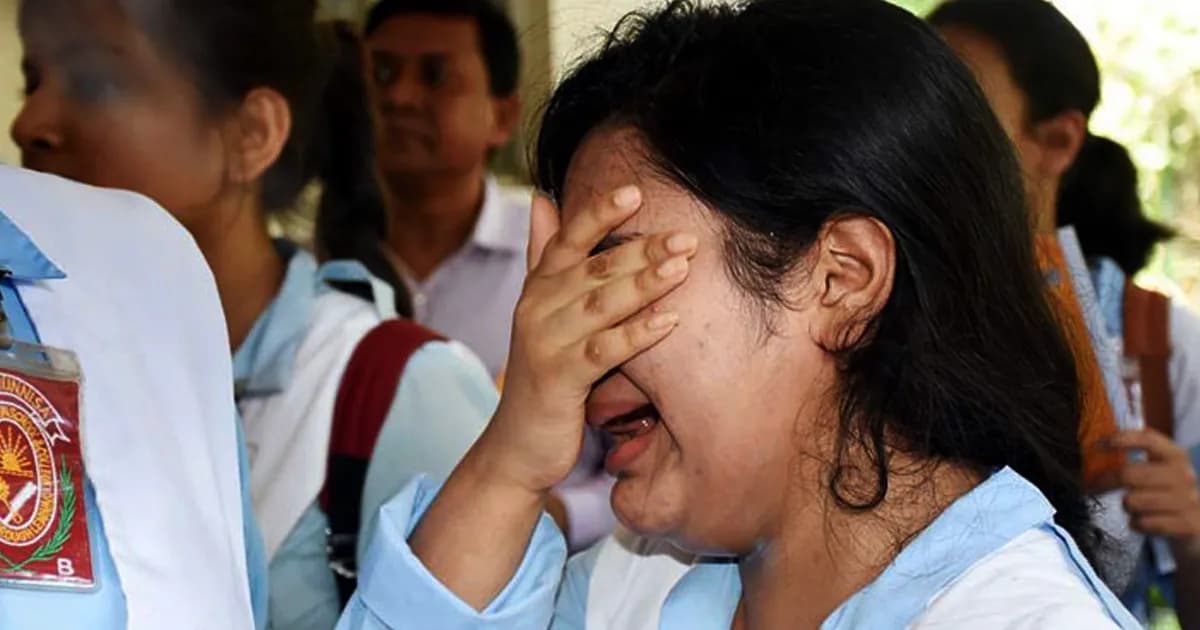 ইংরেজির ধাক্কায় এইচএসসিতে ভয়াবহ ফল বিপর্যয়