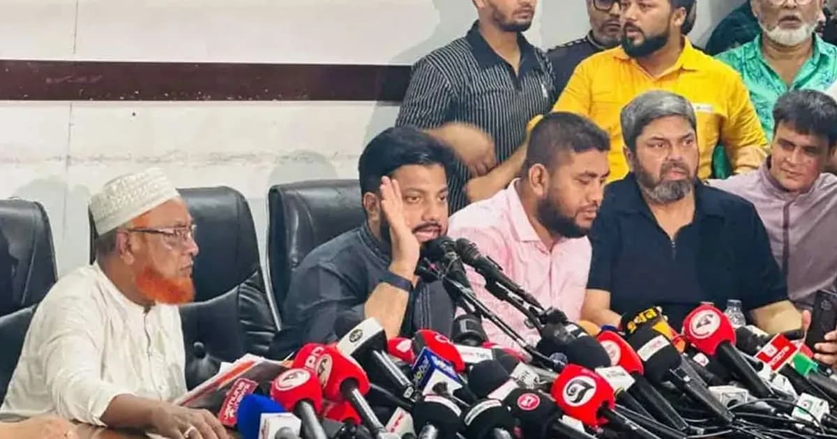 তীব্র সমালোচনার মুখে প্রতিমন্ত্রীর পদ থেকে পদত্যাগ করলেন ইশরাক