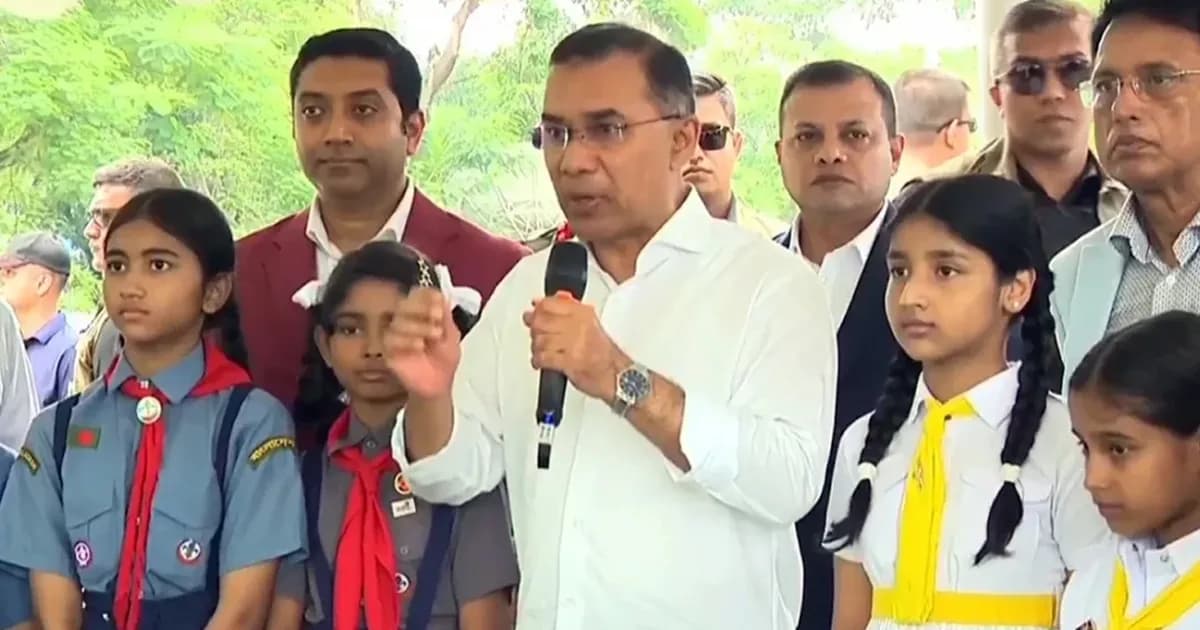 শিক্ষার্থীদের প্রতিবছর একটি করে গাছ লাগানোর আহ্বান প্রধানমন্ত্রীর