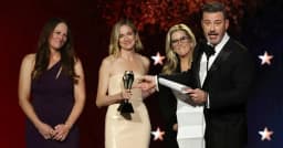 ট্রাম্পকে ব্যঙ্গ করে সেরা পুরস্কার জিতলেন সেই উপস্থাপক