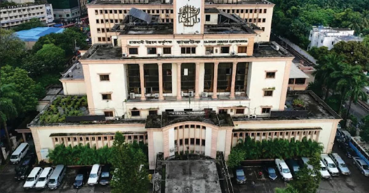 রাজউকের জোন-৬ মহাখালীতে স্থানান্তরে সেবা না পাওয়ার আশঙ্কা গ্রাহকদের