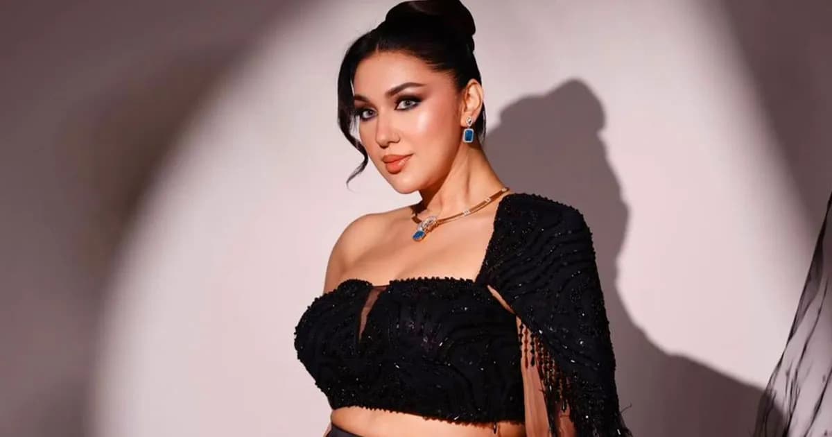 ‘যতবার হোঁচট খেয়েছ, ততবারই ঘুরে দাঁড়িয়েছ’