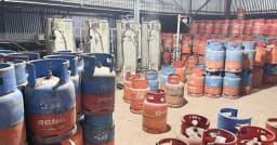 যশোরে ডেল্টা এলপিজি প্লান্টে অবৈধ সিলিন্ডার রিফিলের অভিযোগ, অভিযানে ধোঁয়াশা