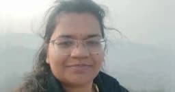 ৬ তলা থেকে ছয় মাসের সন্তানকে নিয়ে মায়ের লাফ, অতঃপর...
