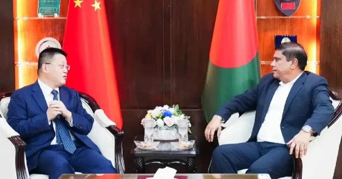 চীনা রাষ্ট্রদূতের সঙ্গে প্রতিরক্ষা উপদেষ্টার বিদায়ী সাক্ষাৎ