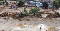 ইন্দোনেশিয়ায় বন্যা-ভূমিধসে মৃত্যু ৯০০ ছাড়িয়েছে