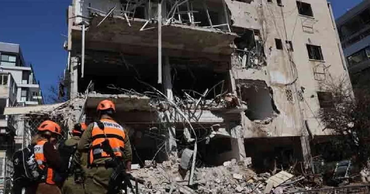 তেল আবিবে সেনা সদর দপ্তরে হামলার দাবি হিজবুল্লাহর