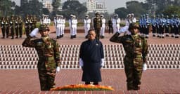 সাভারের জাতীয় স্মৃতিসৌধে শ্রদ্ধা জানালেন ভুটানের প্রধানমন্ত্রী