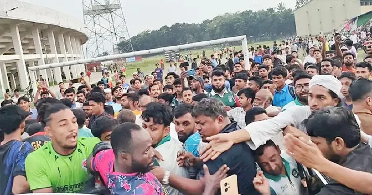 বাংলাদেশি ফুটবলারকে আছাড় দেওয়ায় নাইজেরিয়ান খেলোয়াড়কে মারধর