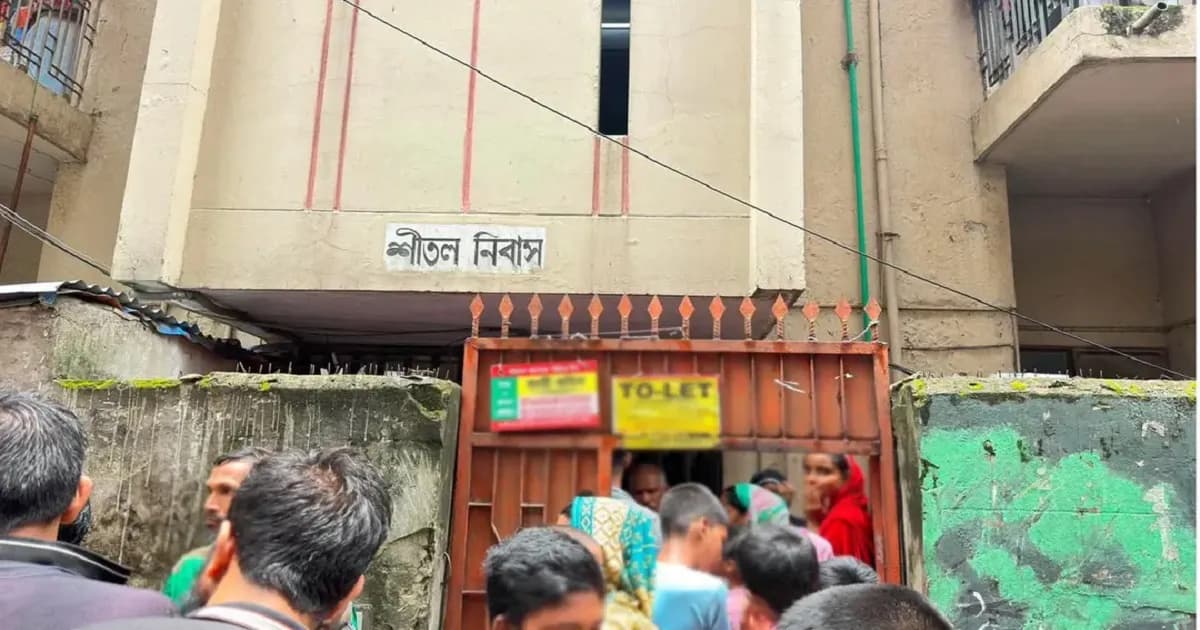 স্ত্রী-শাশুড়িকে হত্যা করে থানায় আত্মসমর্পণ করতে হাজির যুবক