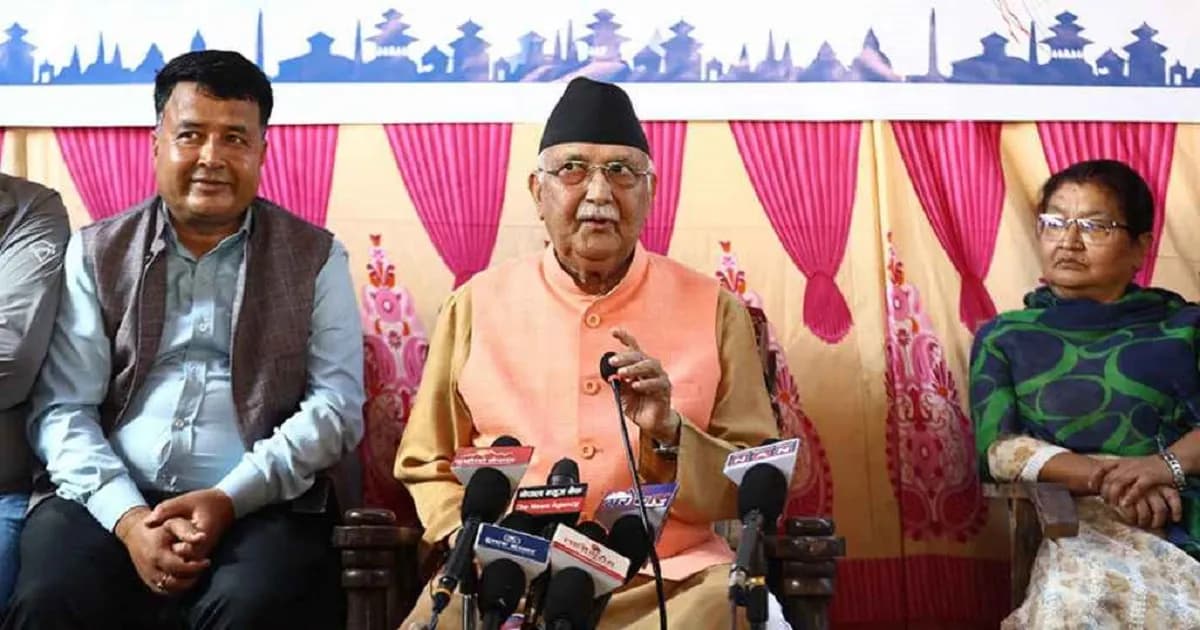 প্রকাশ্য রাজনীতিতে ফিরলেন নেপালের ক্ষমতাচ্যুত প্রধানমন্ত্রী