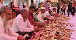 শাহজালাল মাজারের দানবাক্স খুলল ৩৪ দিন পর, চলছে টাকা গণনা